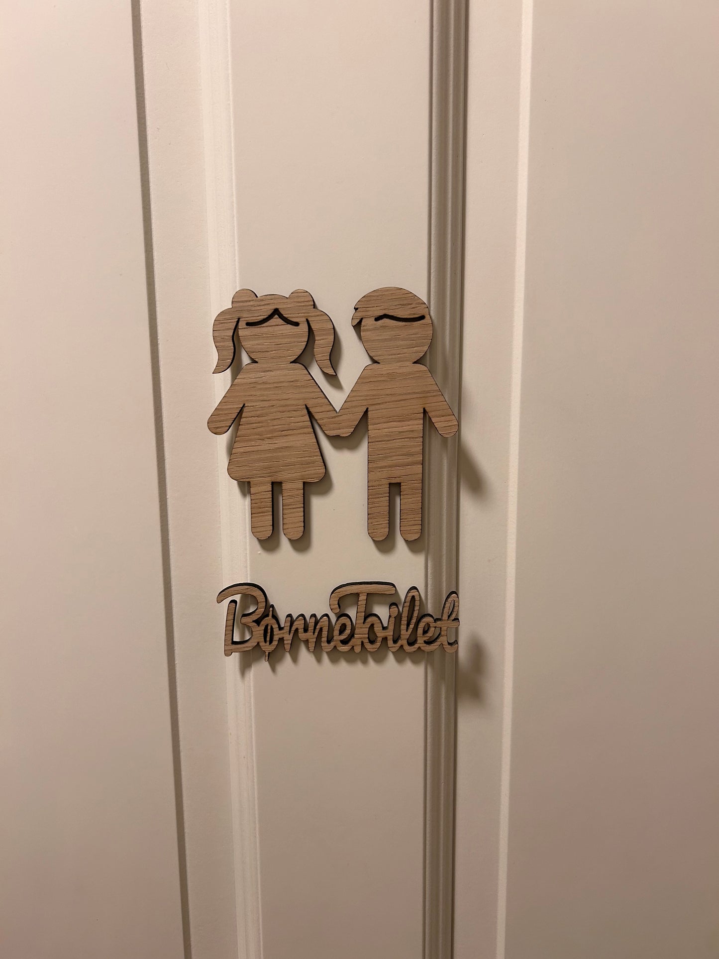 Børn toiletskilt i træ
