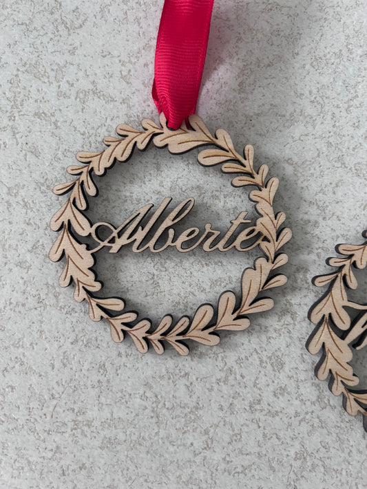 Personlig Juleophæng med navn i træ